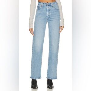 Levi’s Ribcage Straight Jean